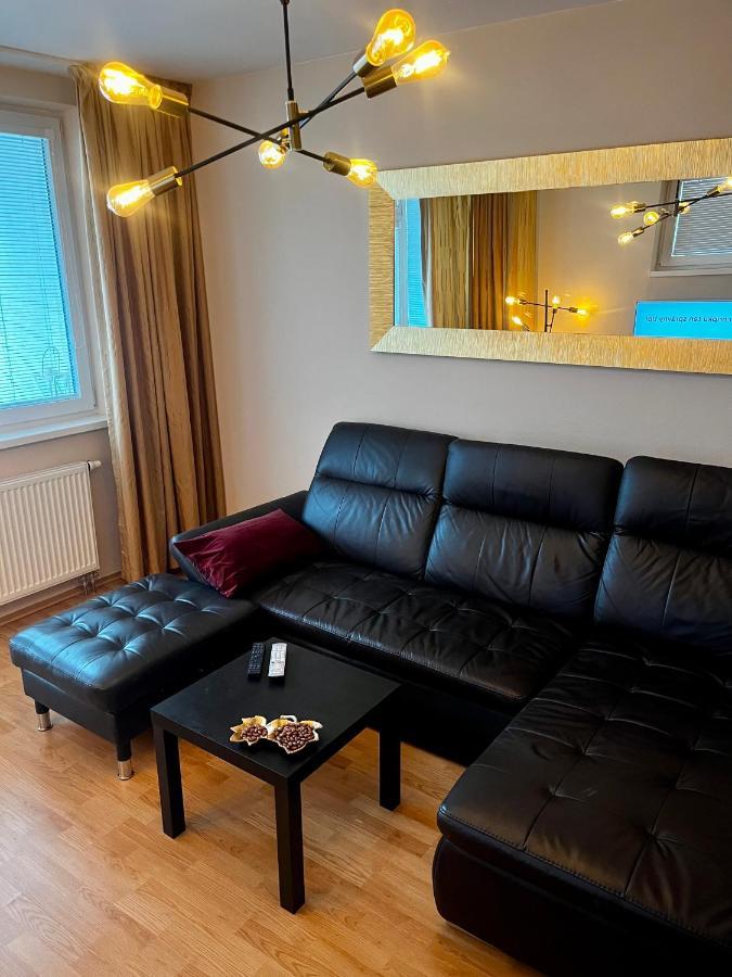 Apartman V Aleji Pressburg Exterior foto